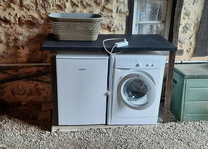 Menet 度假居 Montbron