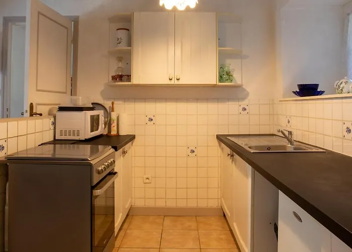 Menet 度假居 Montbron